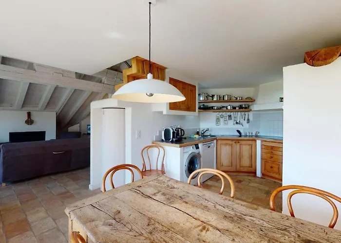 Luorza 4 - Zwg 公寓